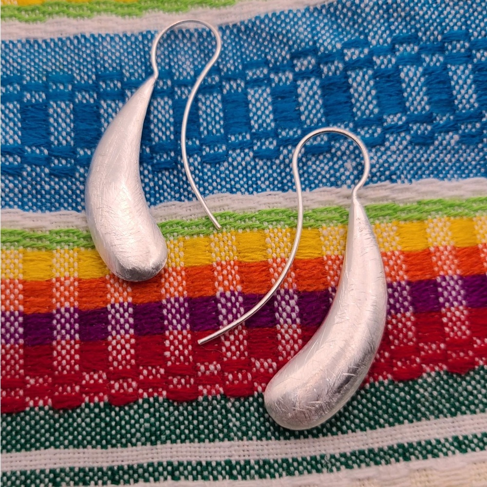Timeless Sterling Silver Oblong Seed Pod Earrings with Polished Finish NEW